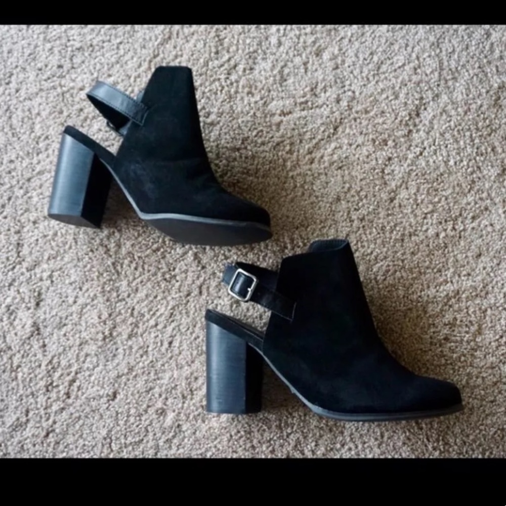 Torrid sling back heeled booties
